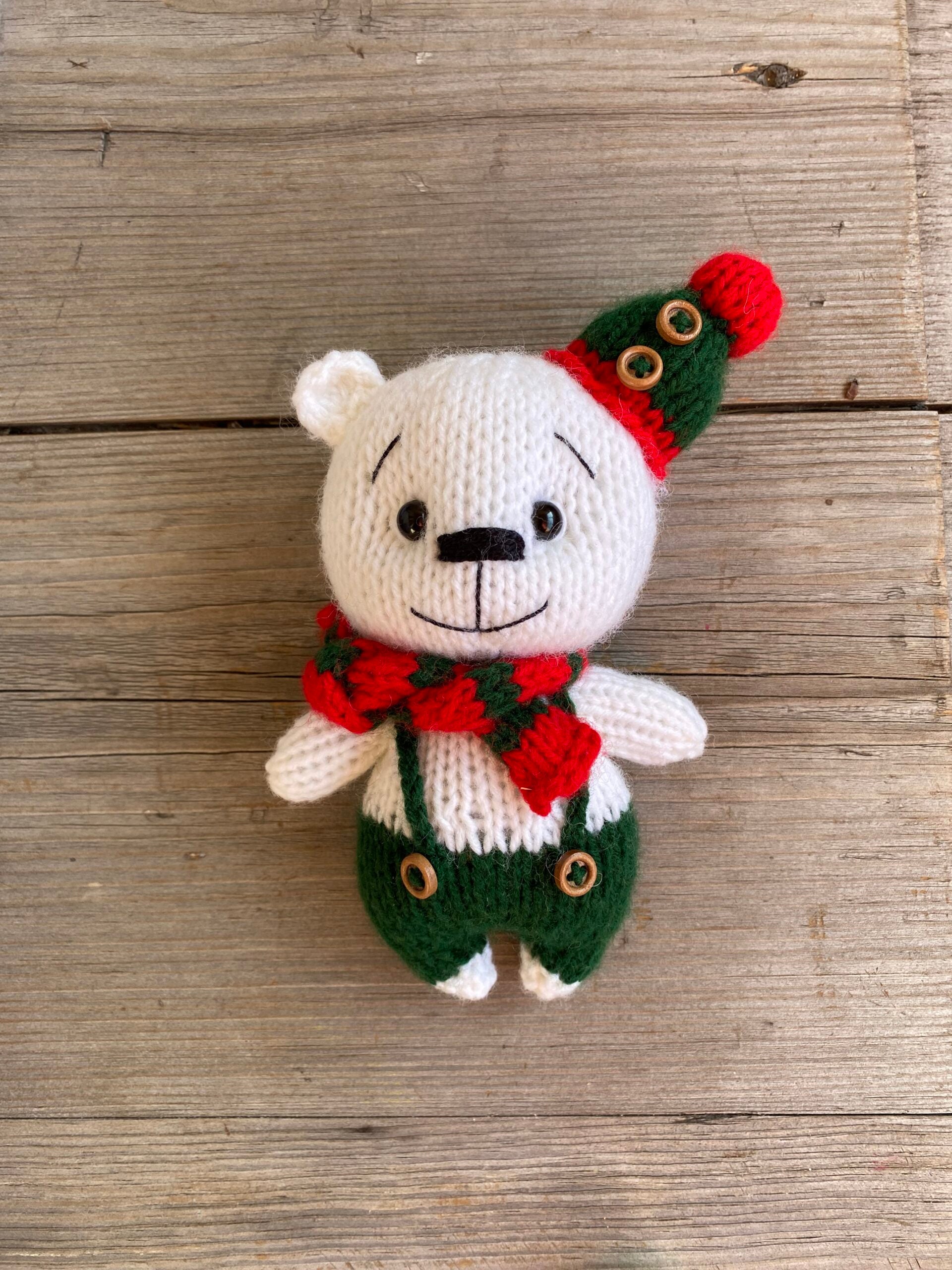 Christmas Bear Knitting Pattern