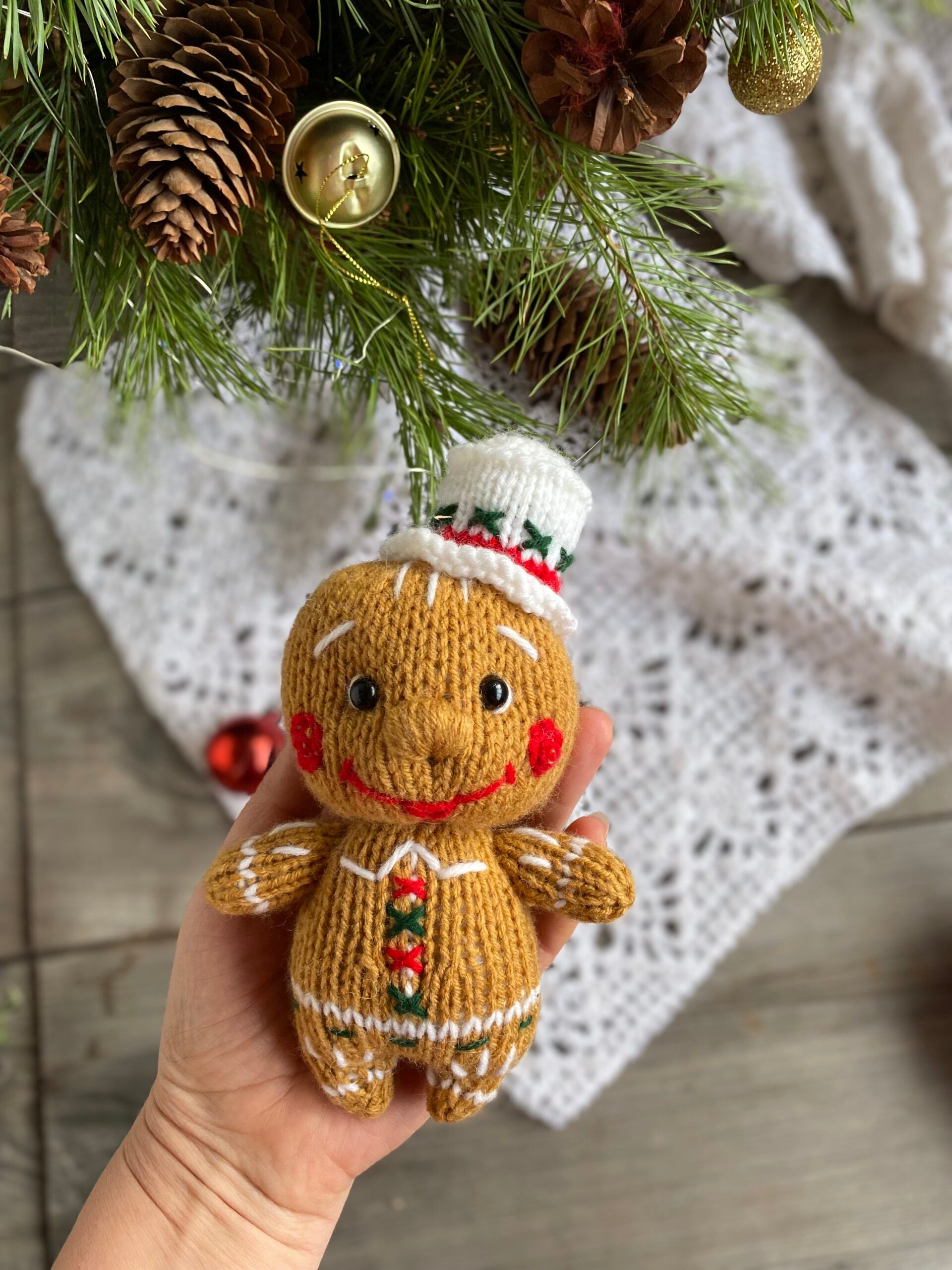 Gingerbread Man Knitting Pattern